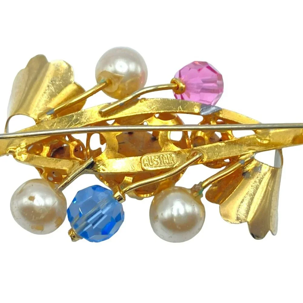 Vintage Austrian Brooch UV Reactive MARKED Austria Uranium Vaseline Glass Enamel - Picture 6 of 7